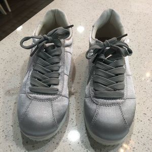 Justfab Metallic Sneaker